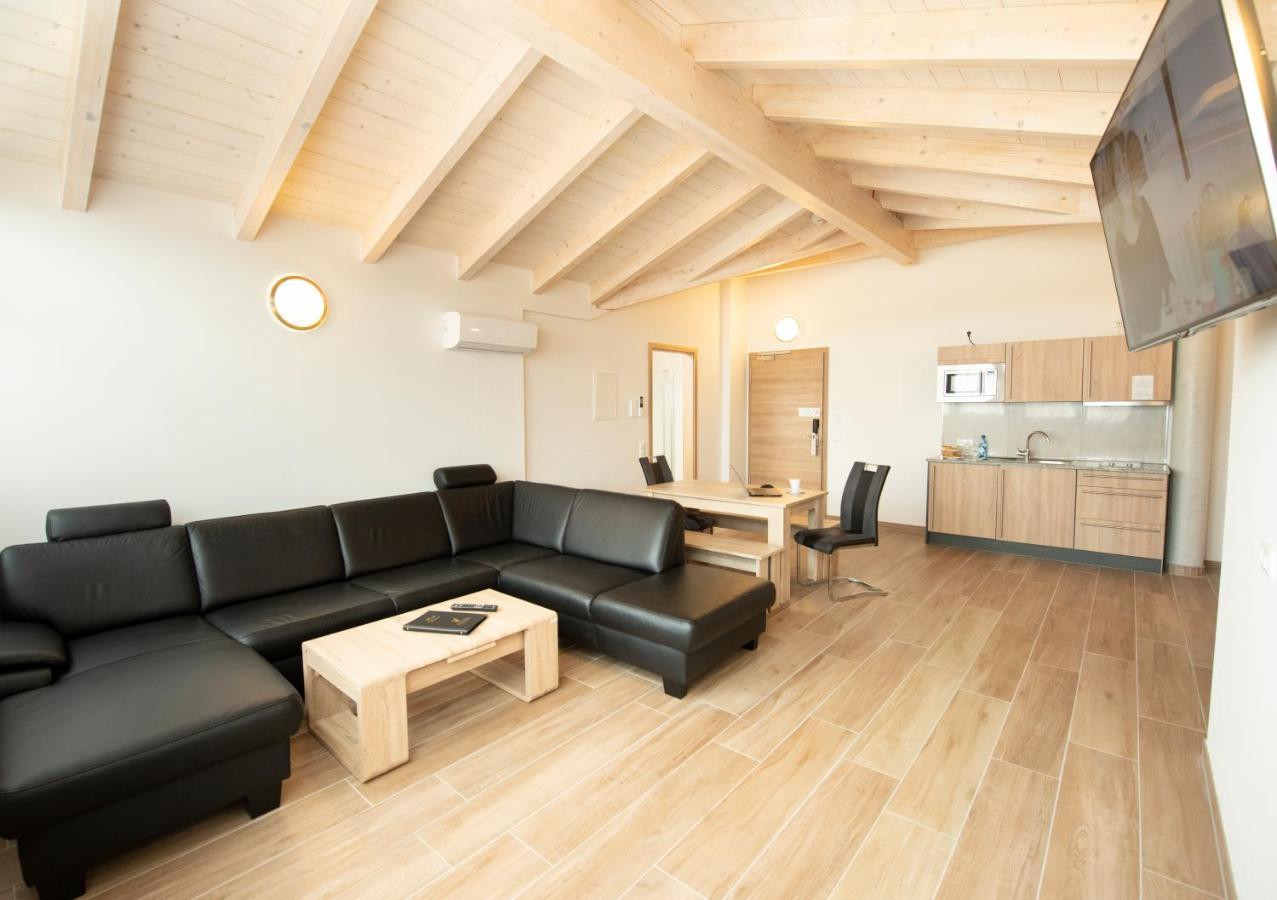 Stadthotel Donauwörth Екстериор снимка