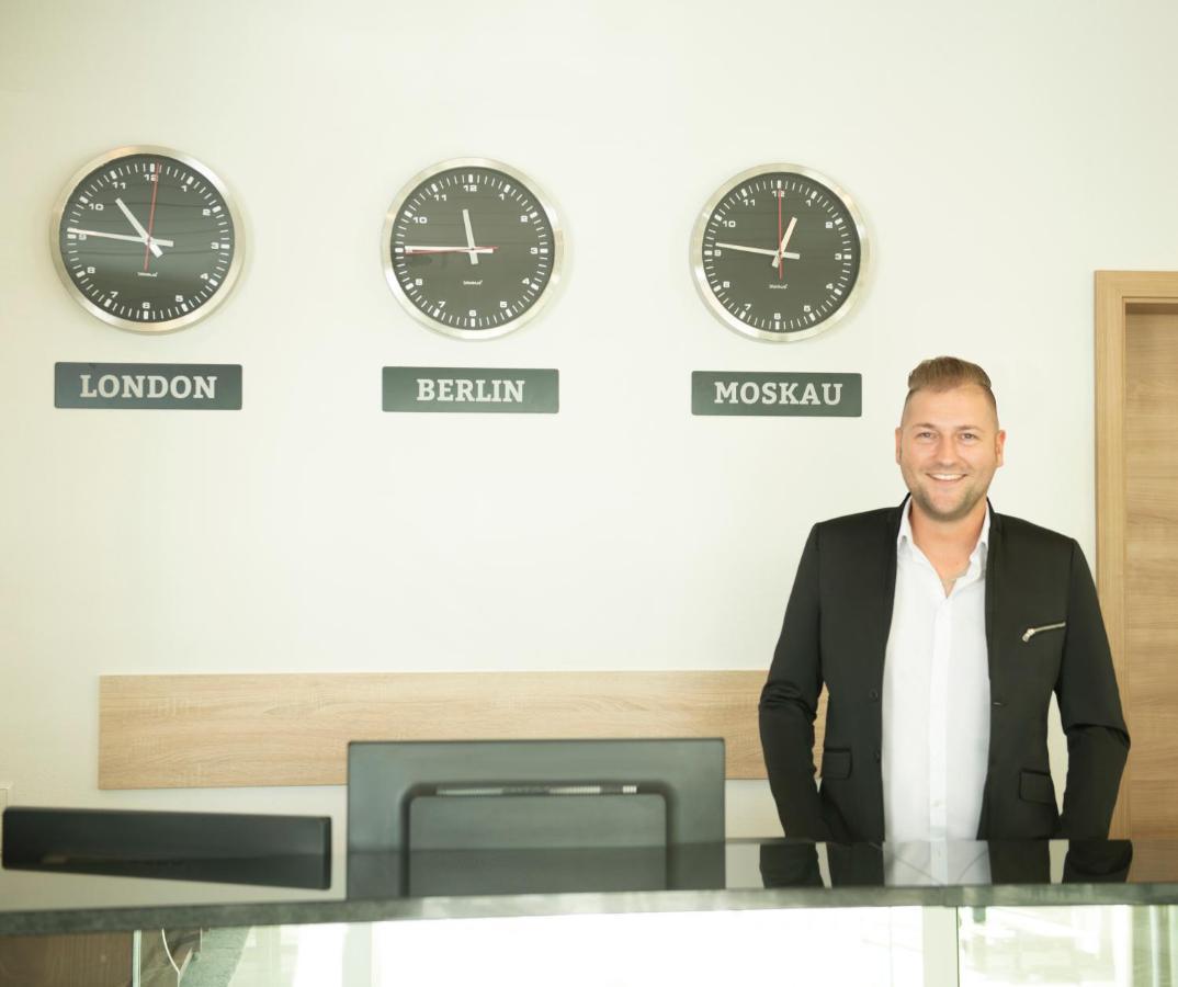 Stadthotel Donauwörth Екстериор снимка
