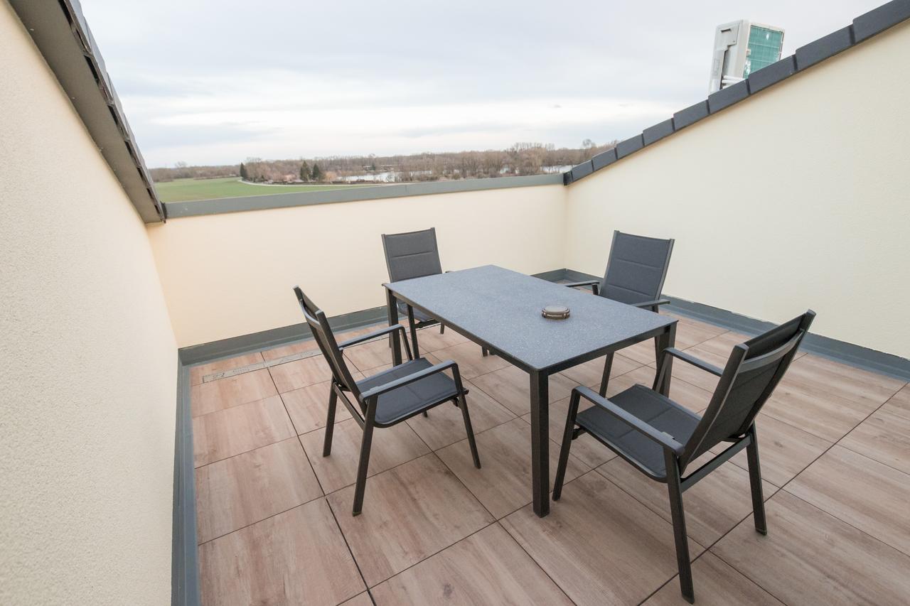 Stadthotel Donauwörth Екстериор снимка