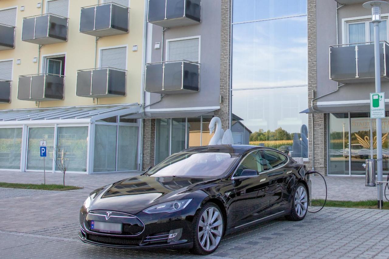 Stadthotel Donauwörth Екстериор снимка